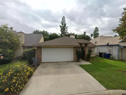 3557 W Terrace Ave, Fresno, CA 93722