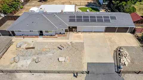 5431 E Indianapolis Ave, Fresno, CA 93727