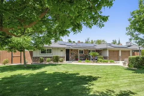 3951 Sherman St, Fresno, CA 93726