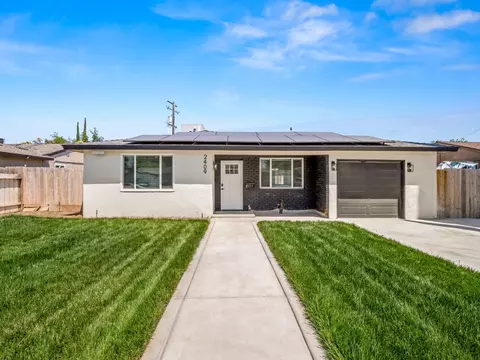 2409 E Holland Ave, Fresno, CA 93726