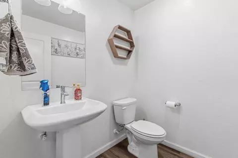 Other - 1541 Seneca Dr, Madera, CA 93637 photo 2 of 7