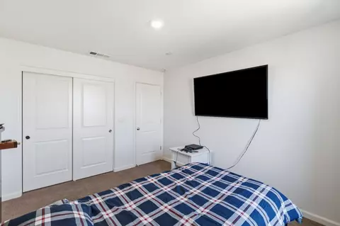 Bedroom - 1541 Seneca Dr, Madera, CA 93637 photo 9 of 9