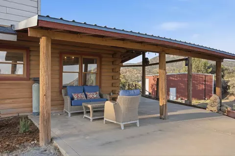 Exterior - 20146 Nicholas Rd, Clovis, CA 93619 photo 5 of 19