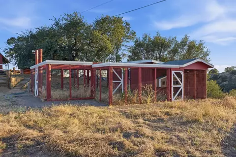 Exterior - 20146 Nicholas Rd, Clovis, CA 93619 photo 11 of 19