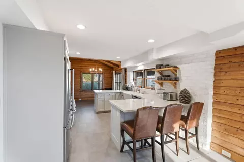 Kitchen - 20146 Nicholas Rd, Clovis, CA 93619 photo 3 of 7