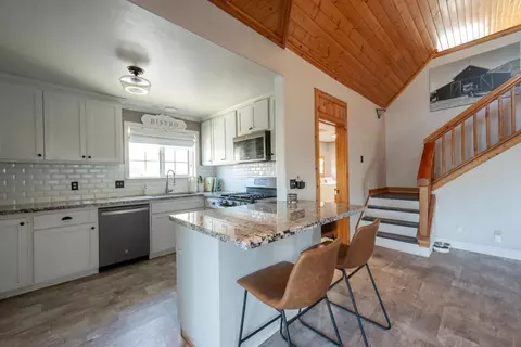 Kitchen - 26710 Redhawk, Clovis, CA 93619 photo 1 of 4
