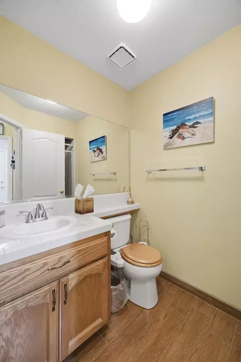 Bath - 2154 Wrenwood Ave, Clovis, CA 93611 photo 1 of 5