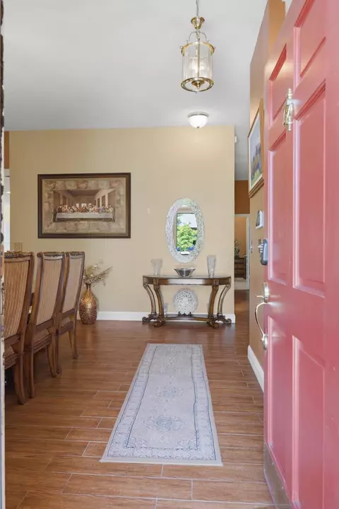 Entry Way - 2154 Wrenwood Ave, Clovis, CA 93611 photo 2 of 3