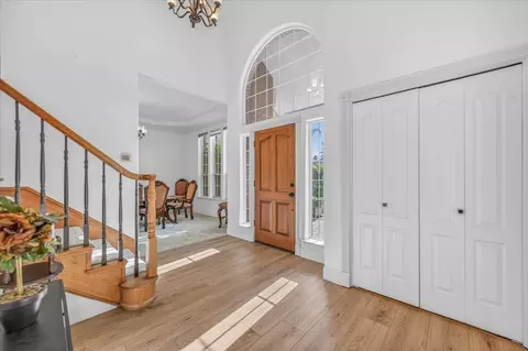 Entry Way - 2976 Holly Ave, Clovis, CA 93611 photo 5 of 10