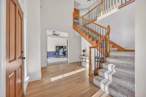 Entry Way - 2976 Holly Ave, Clovis, CA 93611 photo 2 of 10