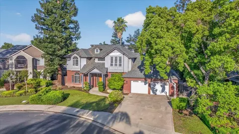 Exterior - 2976 Holly Ave, Clovis, CA 93611 photo 2 of 18