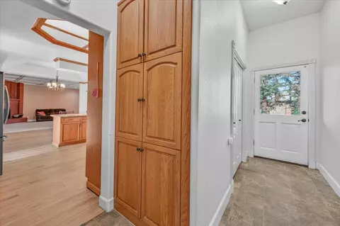 Entry Way - 2976 Holly Ave, Clovis, CA 93611 photo 8 of 10