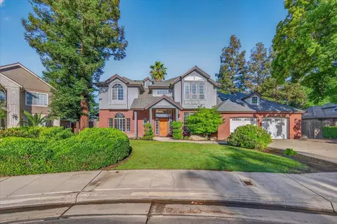 Exterior - 2976 Holly Ave, Clovis, CA 93611 photo 3 of 18