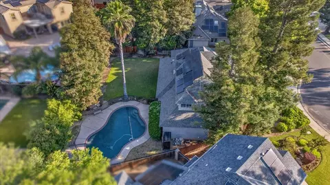 View/Area - 2976 Holly Ave, Clovis, CA 93611 photo 1 of 6