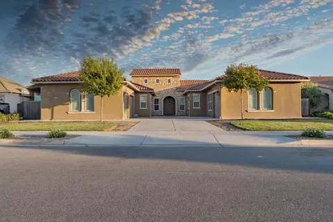 3601 Lark Ave, Visalia, CA 93291