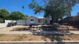 368 N Recreation Ave, Fresno, CA 93702