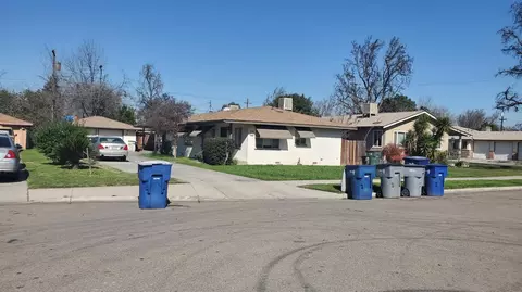 2233 E Terrace Ave, Fresno, CA 93703