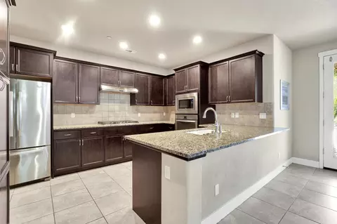 Kitchen - 3245 Lexington Ave, Clovis, CA 93619 photo 2 of 5
