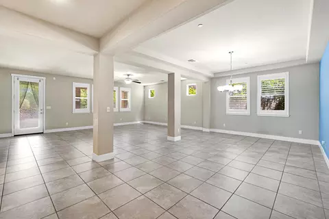Living - 3245 Lexington Ave, Clovis, CA 93619 photo 1 of 5