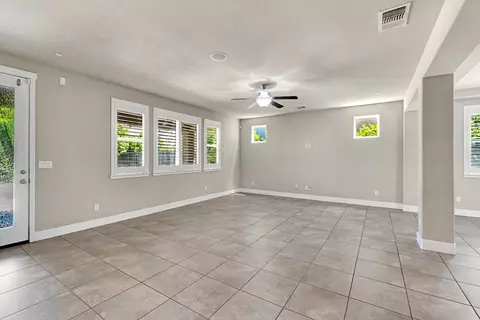 Living - 3245 Lexington Ave, Clovis, CA 93619 photo 2 of 5