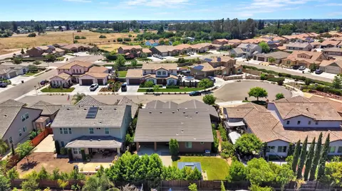 View/Area - 3245 Lexington Ave, Clovis, CA 93619 photo 1 of 7
