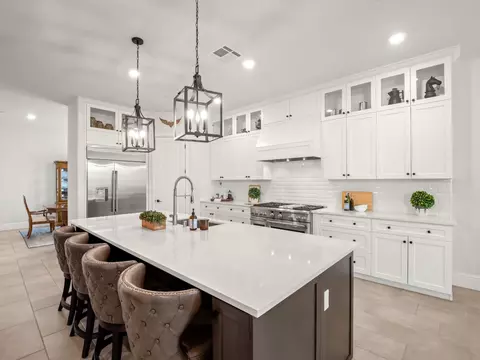 Kitchen - 384 Sentinel Dr, Madera, CA 93636 photo 7 of 8