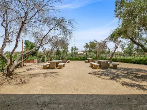 Exterior - 384 Sentinel Dr, Madera, CA 93636 photo 11 of 13