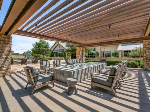 View/Area - 384 Sentinel Dr, Madera, CA 93636 photo 5 of 6