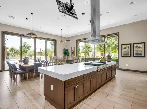 Kitchen - 384 Sentinel Dr, Madera, CA 93636 photo 8 of 8