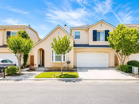 776 W Siena Ln, Clovis, CA 93619