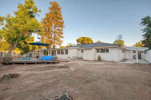 Exterior - 5433 E Madison Ave, Fresno, CA 93727 photo 5 of 8