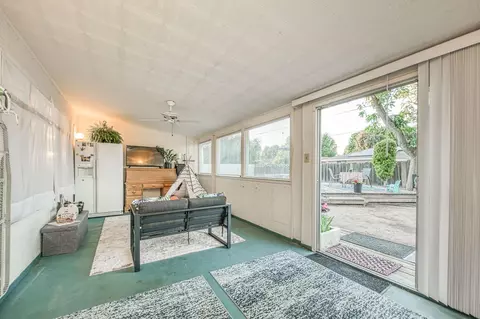 Exterior - 5433 E Madison Ave, Fresno, CA 93727 photo 3 of 8