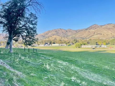 0 Bellows Dr, Sanger, CA 93657 photo 4