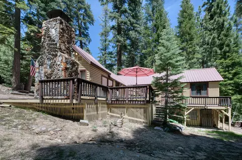 62784 Huntington Lake Rd #5, Lakeshore, CA 93634