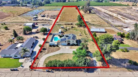 View/Area - 9569 E Olive Ave, Sanger, CA 93657 photo 2 of 6