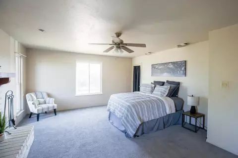 Bedroom - 9569 E Olive Ave, Sanger, CA 93657 photo 2 of 4