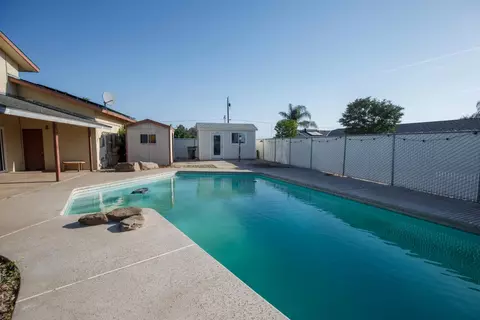 Exterior - 9569 E Olive Ave, Sanger, CA 93657 photo 4 of 12