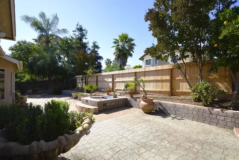 2976 E Christopher Dr, Fresno, CA 93720 photo 8