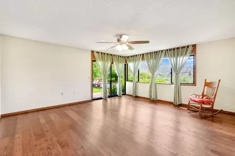 Living - 43715 Dinely Dr, Three Rivers, CA 93271 photo 5 of 6