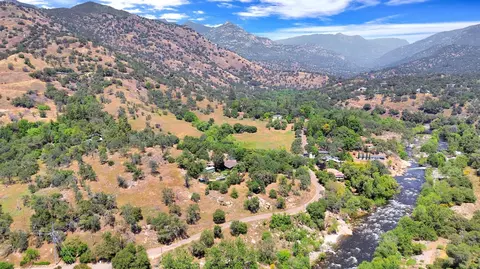 View/Area - 43715 Dinely Dr, Three Rivers, CA 93271 photo 7 of 11