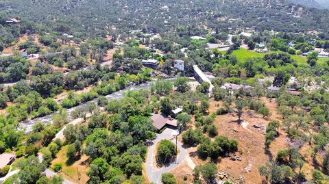 View/Area - 43715 Dinely Dr, Three Rivers, CA 93271 photo 11 of 11