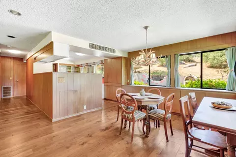 Dining - 43715 Dinely Dr, Three Rivers, CA 93271 photo 2 of 4