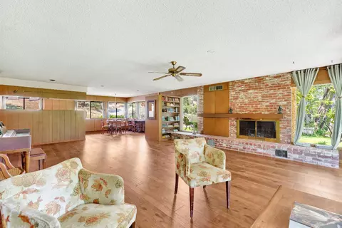 Living - 43715 Dinely Dr, Three Rivers, CA 93271 photo 3 of 6