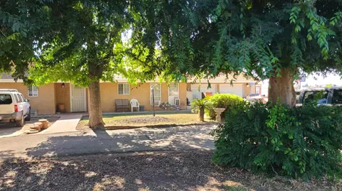 4861 N Hayes Ave, Fresno, CA 93723