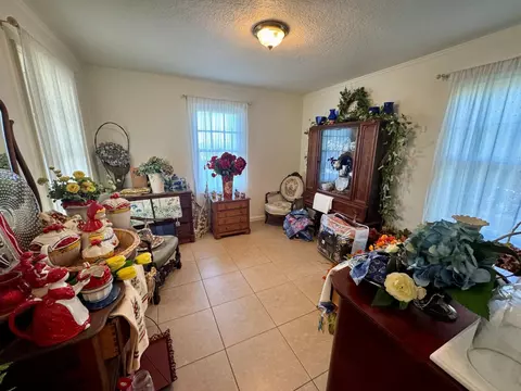 17672 W Belmont Ave, Kerman, CA 93630 photo 10