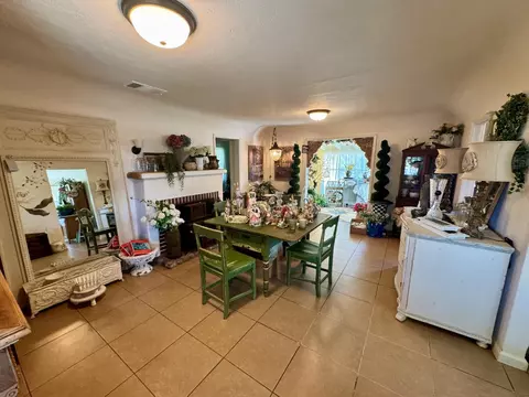 17672 W Belmont Ave, Kerman, CA 93630 photo 8
