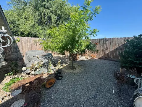 17672 W Belmont Ave, Kerman, CA 93630 photo 4