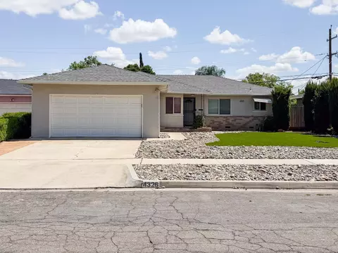 4326 N 5th St N, Fresno, CA 93726