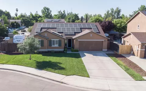 5831 E Platt Ave, Fresno, CA 93727