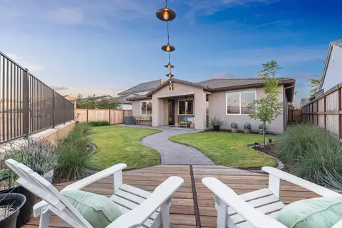 Exterior - 1243 Wildflower Dr, Madera, CA 93636 photo 4 of 5